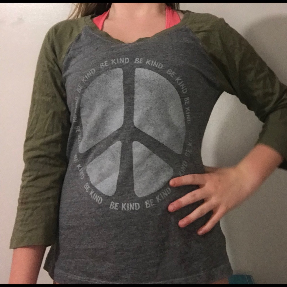 “Be Nice” Peace Sign Shirt